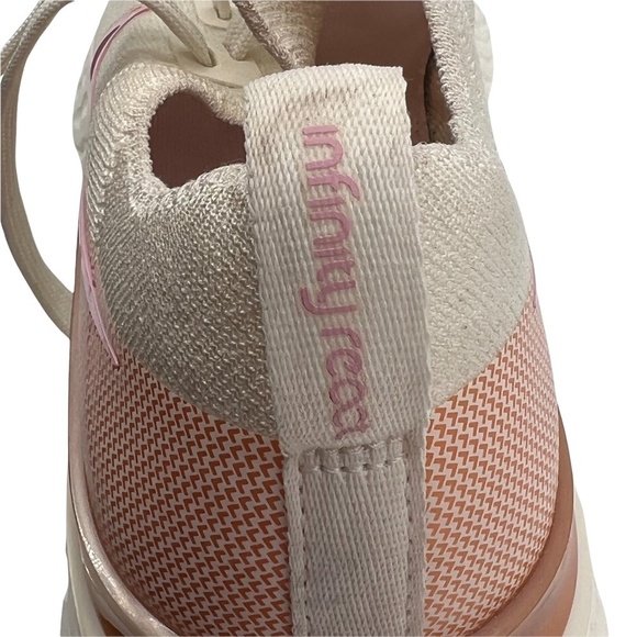Nike White Pink React Infinity Run Flyknit Running Shoes Size 7.5 Women's - Picture 9 of 9